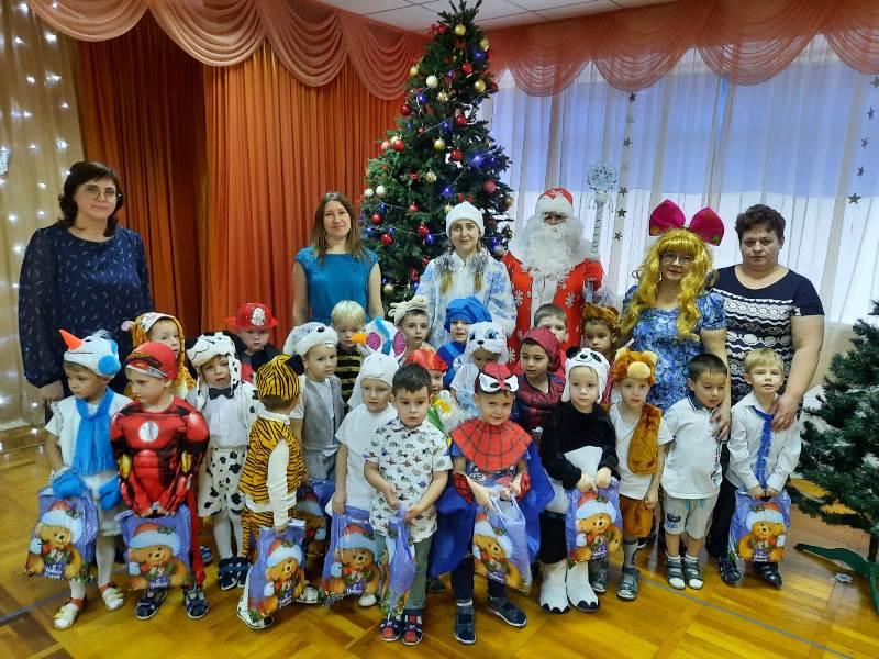 Новогодние утренники 