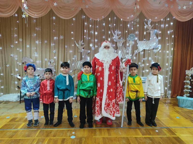 Новогодние утренники