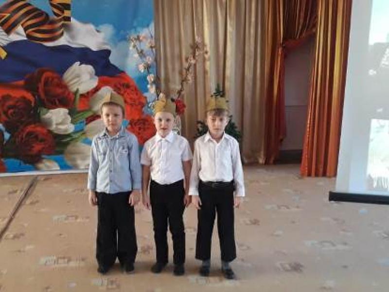 музыкально-поэтическая гостиная "Песни, зовущие на подвиг"